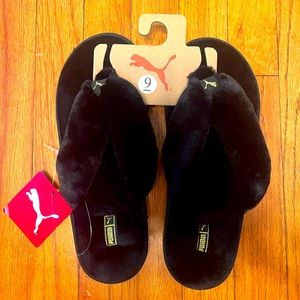 Puma flip flop size 9
